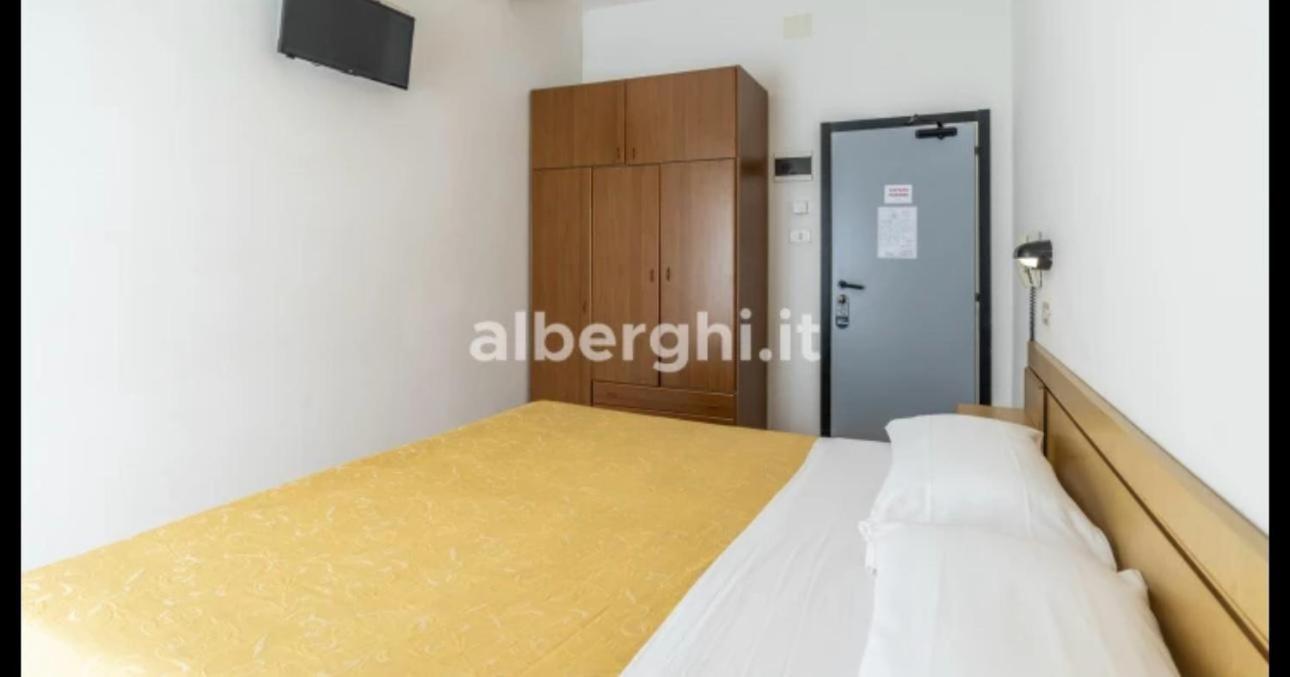 Hotel Sport ริมินี ภายนอก รูปภาพ