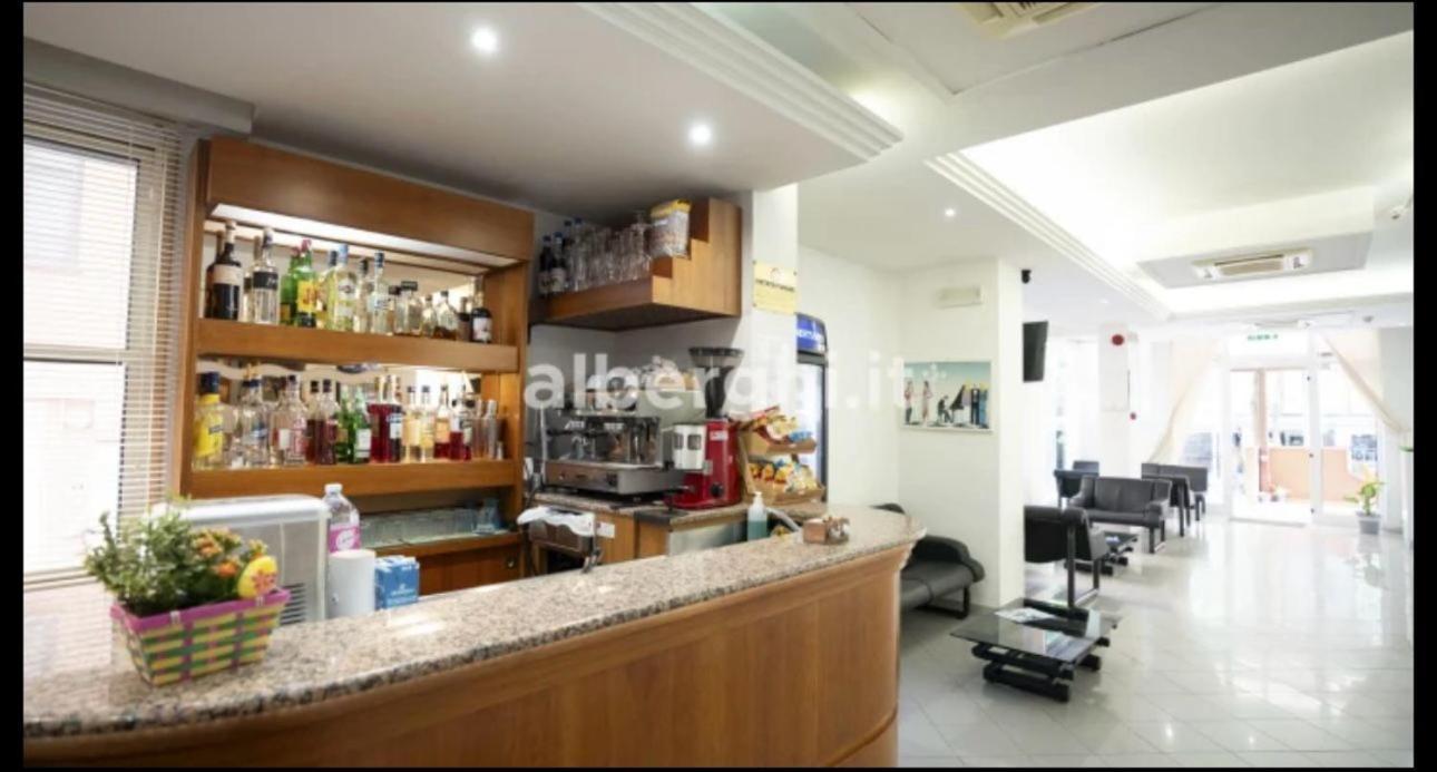 Hotel Sport ริมินี ภายนอก รูปภาพ